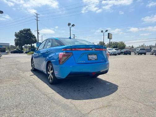 2018 Toyota Mirai Base