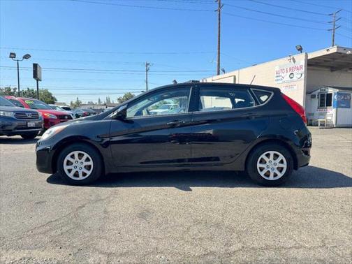 2012 Hyundai Accent GS