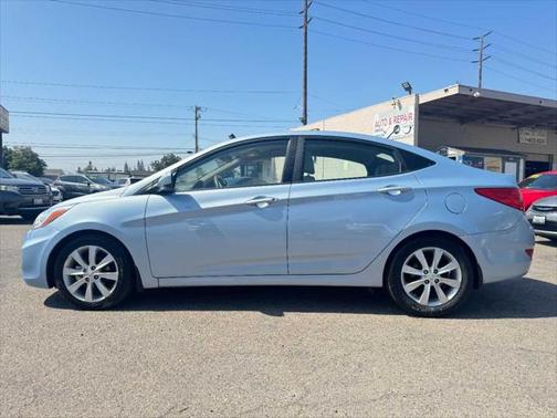 2014 Hyundai Accent SE