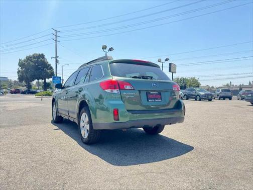 2012 Subaru Outback 2.5i
