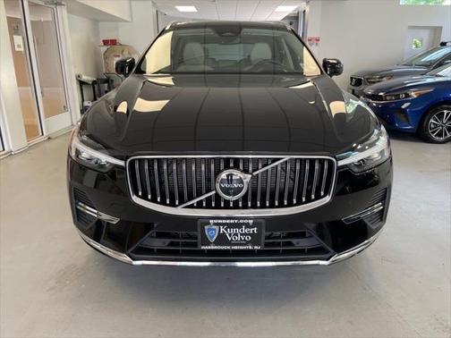 2022 Volvo XC60 B6 Inscription