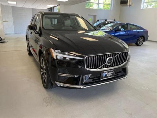 2022 Volvo XC60 B6 Inscription