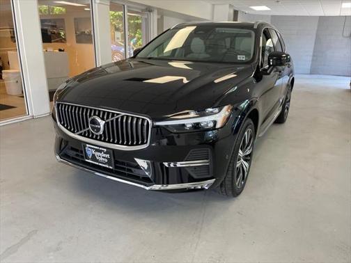 2022 Volvo XC60 B6 Inscription