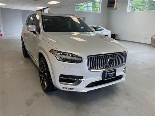 2023 Volvo XC90 B6 Plus 7-Seater