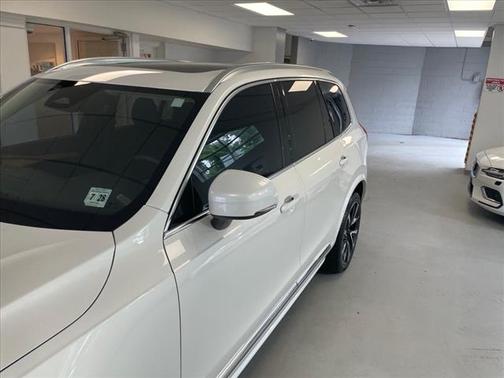 2023 Volvo XC90 B6 Plus 7-Seater