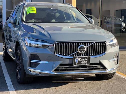 2023 Volvo XC60 B5 Plus Bright Theme