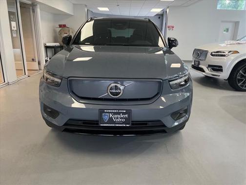 2022 Volvo XC40 Recharge Pure Electric P8 Twin Ultimate
