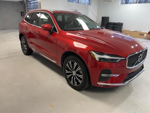 2022 Volvo XC60 B6 Inscription