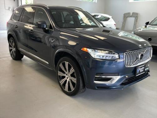 2024 Volvo XC90 Recharge Plug-In Hybrid T8 Ultimate Bright Theme 7-Seater