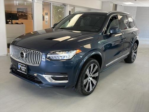2024 Volvo XC90 Recharge Plug-In Hybrid T8 Ultimate Bright Theme 7-Seater
