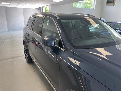2023 Volvo XC90 Recharge Plug-In Hybrid T8 Plus Bright Theme 7-Seater