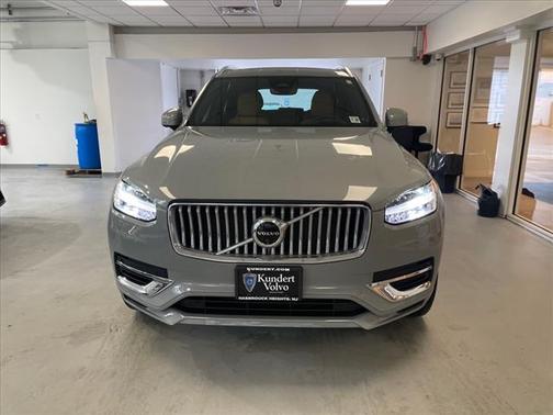 2024 Volvo XC90 Recharge Plug-In Hybrid T8 Ultimate Bright Theme 7-Seater