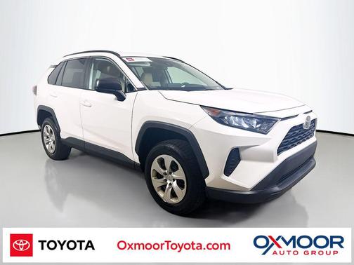 Super White 2020 Toyota RAV4 LE