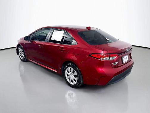 Ruby Flare Pearl 2023 Toyota Corolla LE