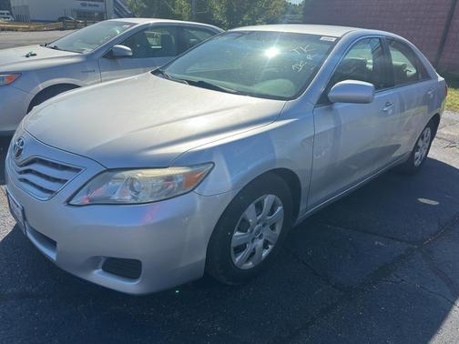 2010 Toyota Camry LE