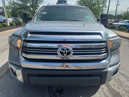 2016 Toyota Tundra SR5