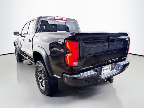 Black 2025 Chevrolet Colorado ZR2