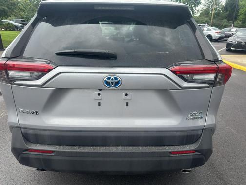Silver Sky Metallic 2023 Toyota RAV4 Hybrid XLE