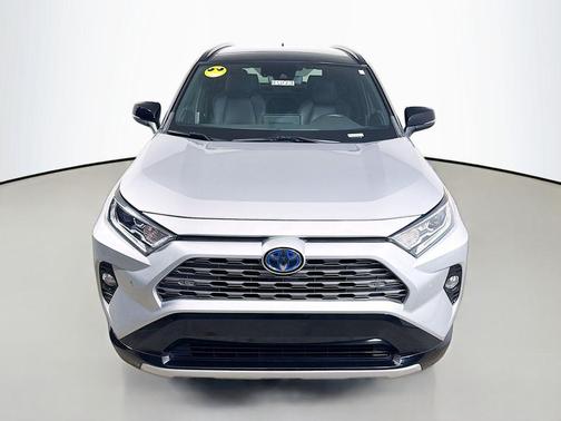 2021 Toyota RAV4 Hybrid SE