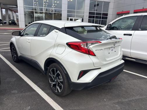 2018 Toyota C-HR XLE Premium