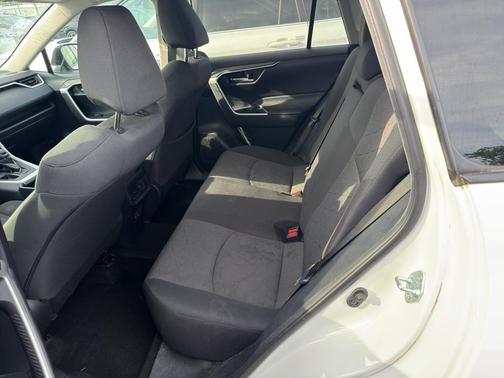 Super White 2021 Toyota RAV4 XLE