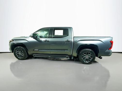 2023 Toyota Tundra Hybrid Platinum