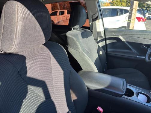 2015 Toyota Venza LE