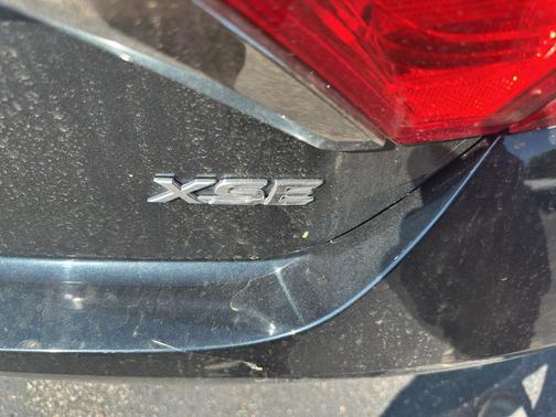 2016 Toyota Camry XSE