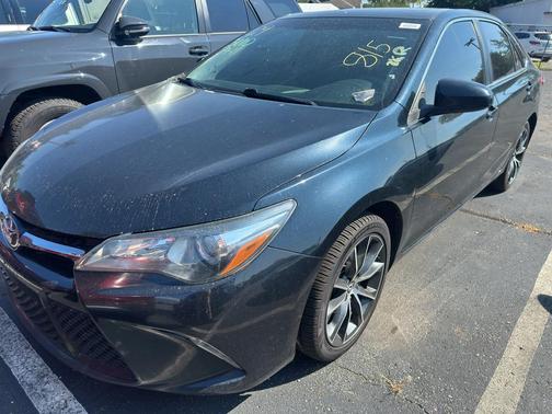 2016 Toyota Camry XSE