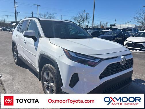 2022 Toyota RAV4 Hybrid XLE