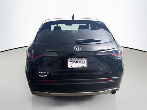 Crystal Black Pearl 2023 Honda HR-V AWD Sport