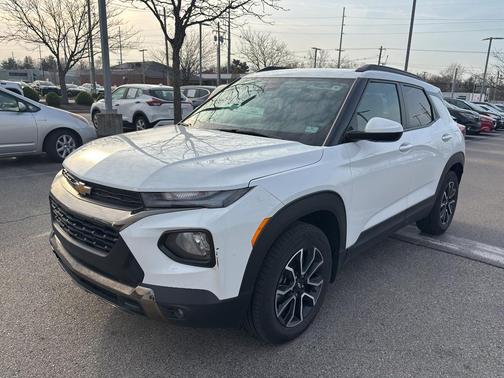 Summit White 2022 Chevrolet Trailblazer ACTIV
