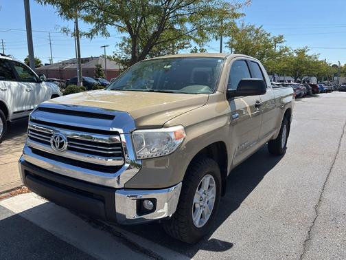 2017 Toyota Tundra SR5