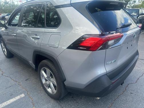 2021 Toyota RAV4 Hybrid XLE Premium