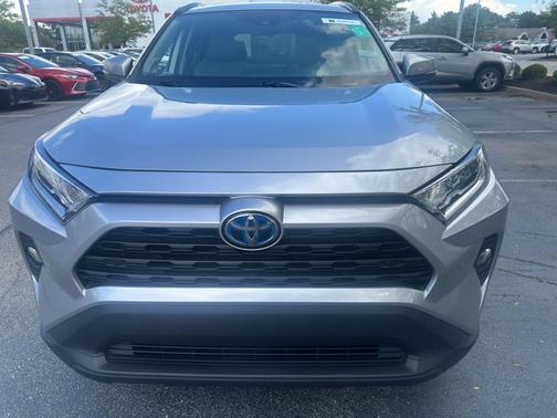 2021 Toyota RAV4 Hybrid XLE Premium