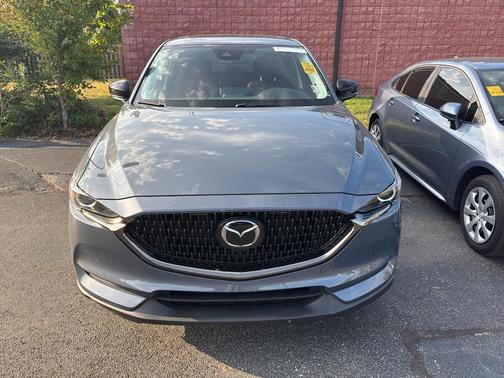 2021 Mazda CX-5 Carbon Edition