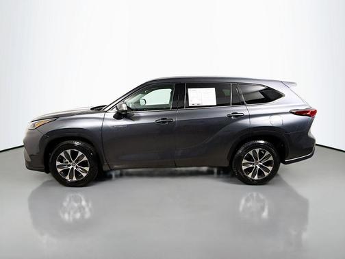 2020 Toyota Highlander Hybrid XLE