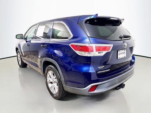 2016 Toyota Highlander LE Plus