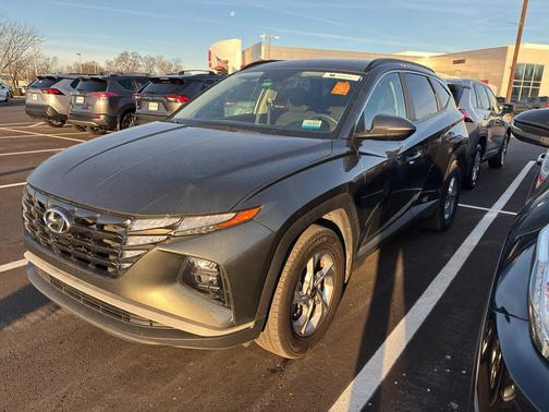 2023 Hyundai TUCSON SEL