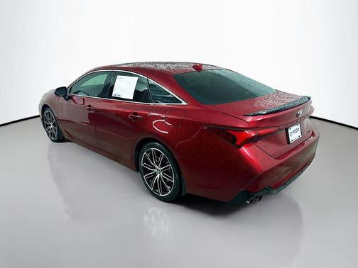 2019 Toyota Avalon XSE