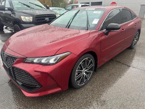 2019 Toyota Avalon XSE