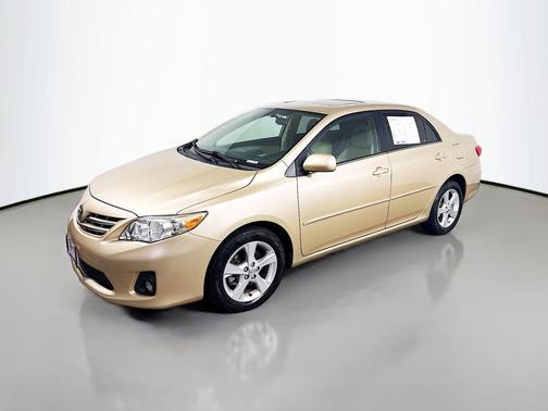 Sandy Beach Metallic 2013 Toyota Corolla LE