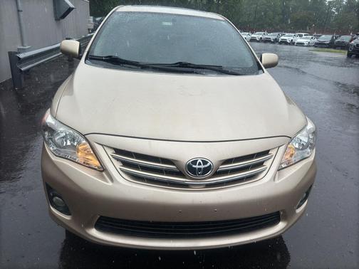 Sandy Beach Metallic 2013 Toyota Corolla LE
