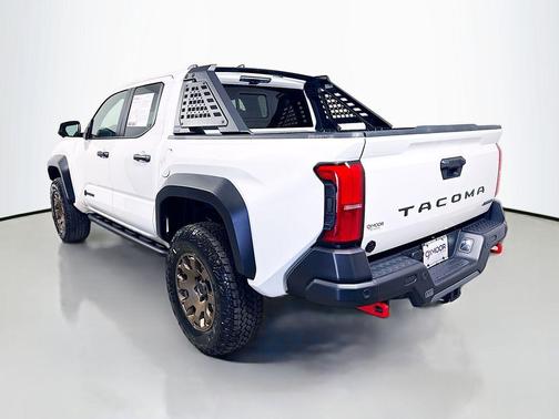 2025 Toyota Tacoma Hybrid Trailhunter