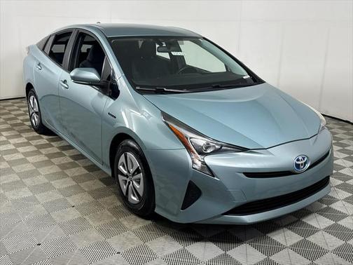 2016 Toyota Prius Three
