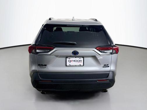 Silver Sky Metallic 2020 Toyota RAV4 Hybrid XLE