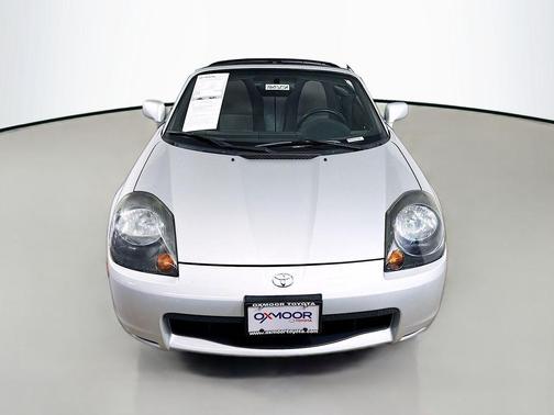 2000 Toyota MR2 Base