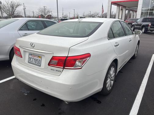 2011 Lexus ES 350 Base