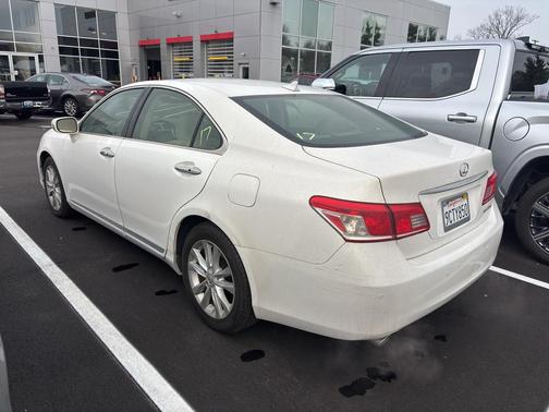 2011 Lexus ES 350 Base