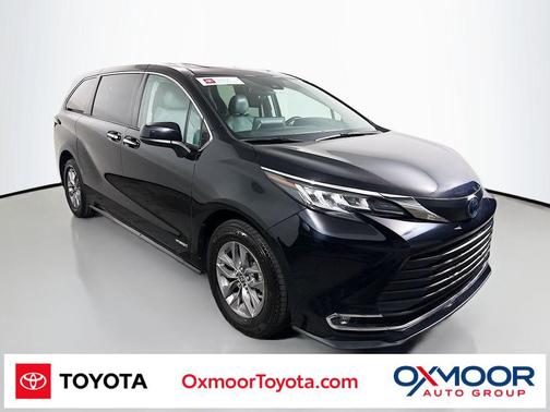 2021 Toyota Sienna XLE 7 Passenger
